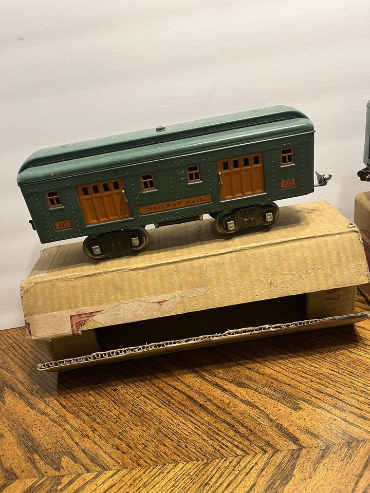 Antique 1920s Lionel 325E Train Set 10E Locomotive 339 332 341 ...