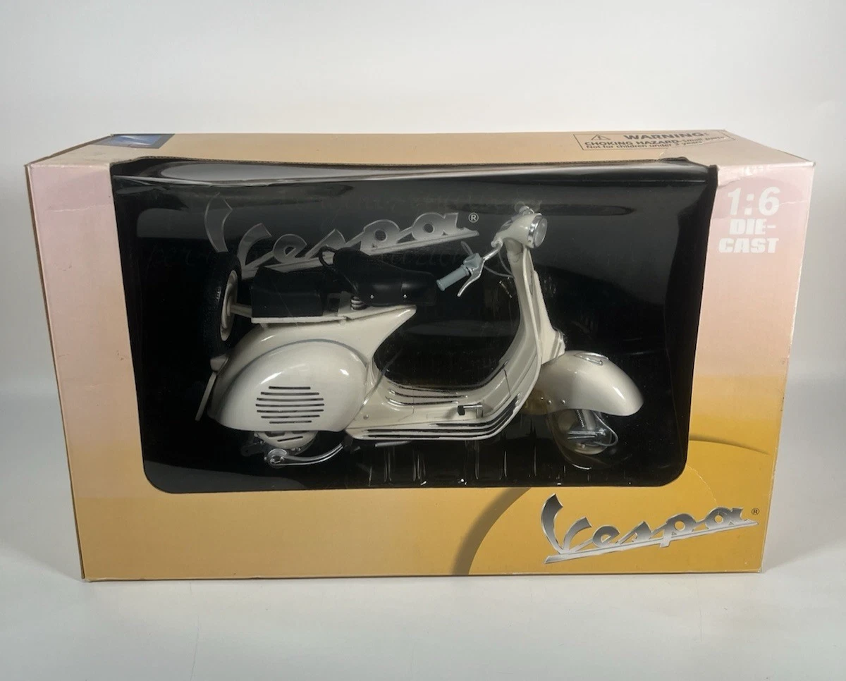 Preços baixos em 1:6 Vespa Veículos de brinquedo e de metal