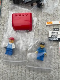 LEGO CITY: Wind Turbine Transport (7747) - Used Condition