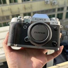 Fujifilm Fuji X-T2 XT2 24.3MP Mirrorless Digital Camera Body Only - Silver