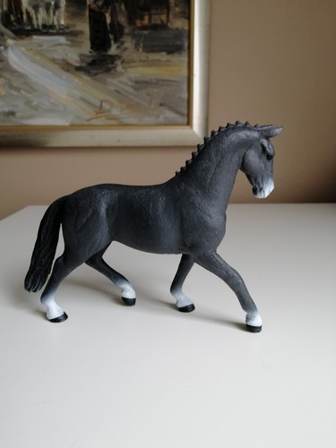 Schleich Hannoveraner mare Exclusive - Foto 2 di 6