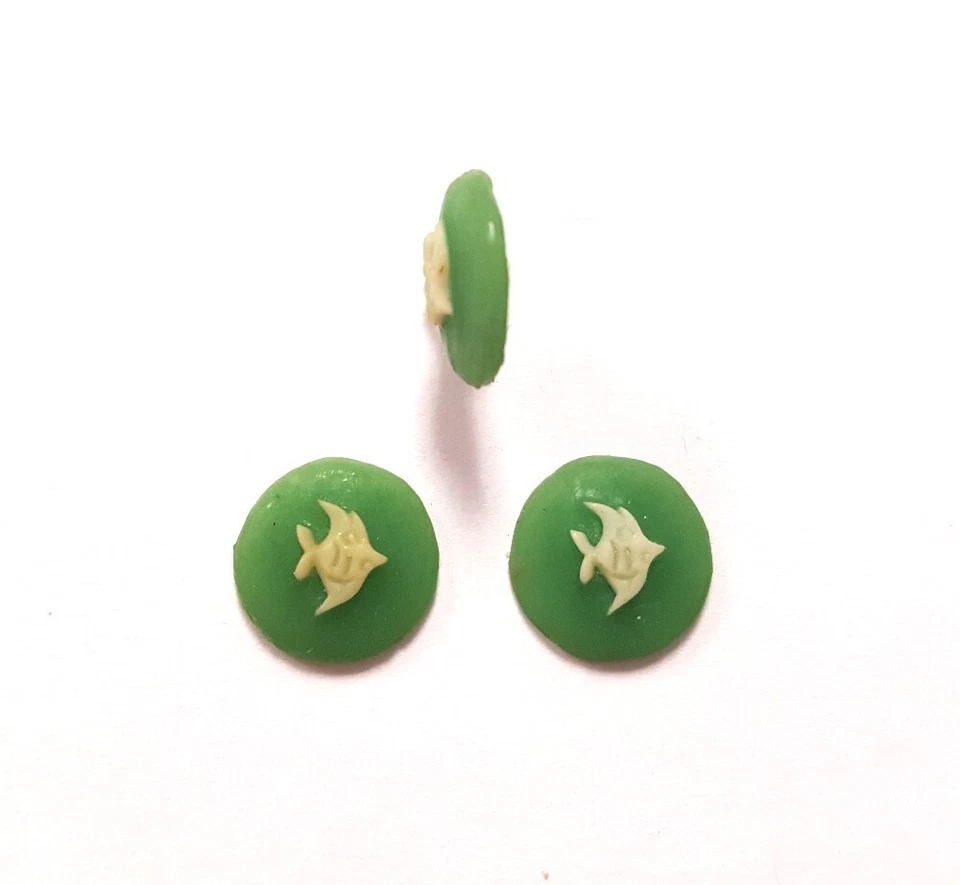 24 peces verdes vintage de Hong Kong Wedgwood de 10 mm. Camafeos de cabujón de resina redonda 520PT Foto 4 de 4