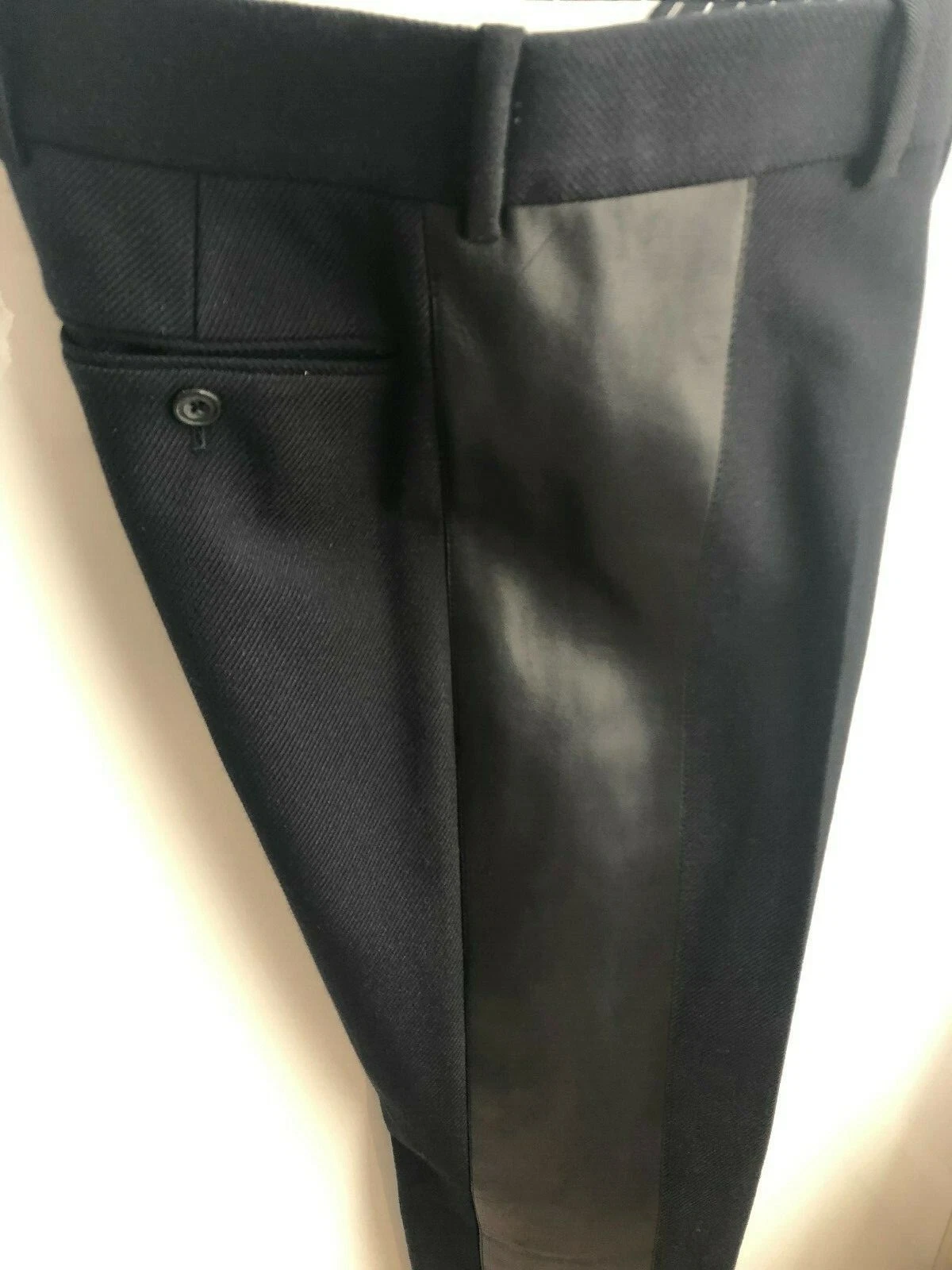 Alexander McQueen — Authentic ALEXANDER MCQUEEN Fitted Wool with Leather Panels Trousers W30 £795