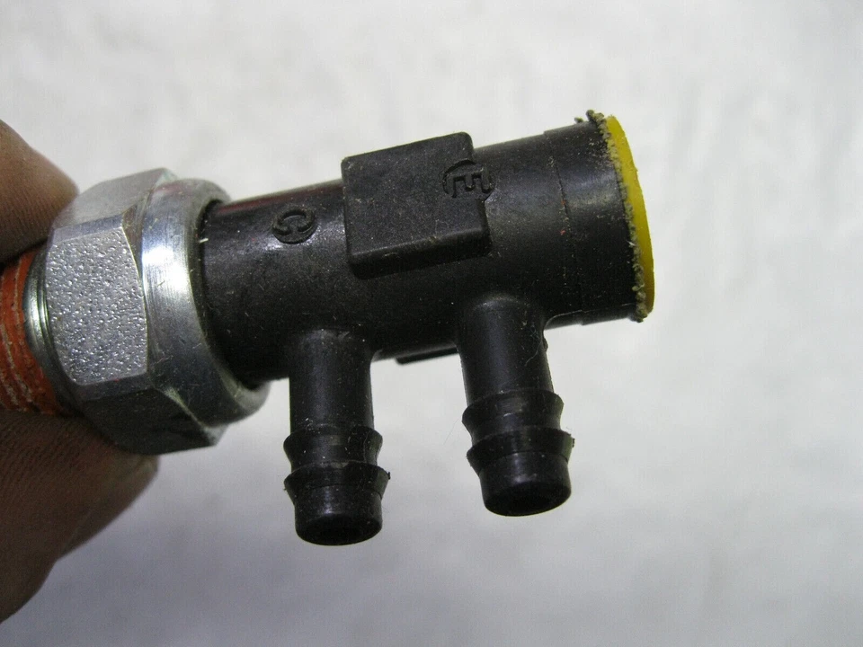 Ported Vacuum Switch Standard PVS16 Foto 4 de 4