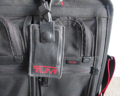Tumi Alpha 2 26516DL9 T-Pass Black Briefcase Messenger Laptop Bag