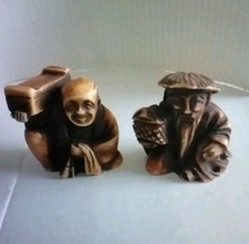 2 NETSUKE STATUINE BOTTONE In Resina Anni'70  Piccoli Difetti 3cmx3cm
