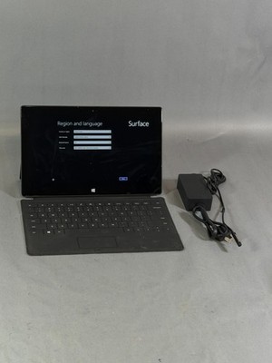 Microsoft Surface RT 1516 Quad Core 1.3GHz 2GB RAM 32GB SSD Windows RT