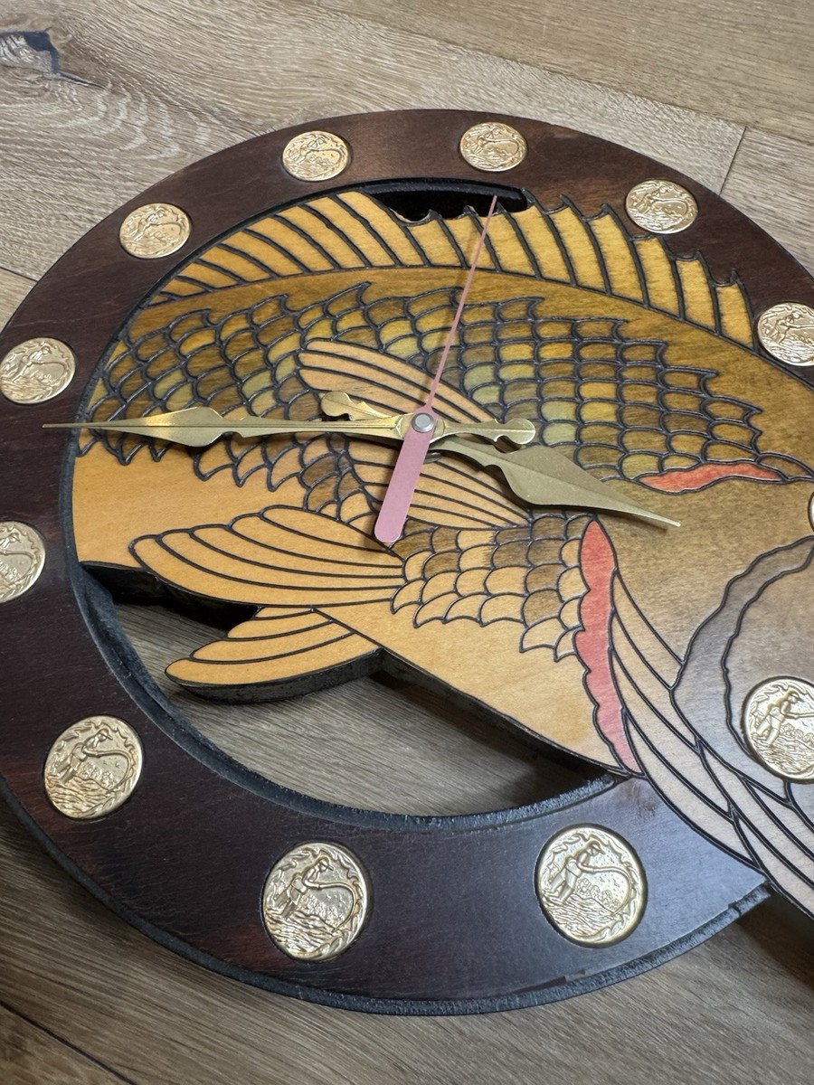 Vintage TRIG-O-LOCK Shotgun Shells Bass Fish Clock w/Shotgun Hands