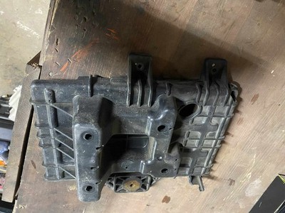 2011 - 2014 HYUNDAI SONATA BATTERY TRAY OEM