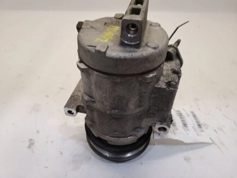 2008-12 FORD TAURUS 3.5L AC Compressor   - Image 2 of 4