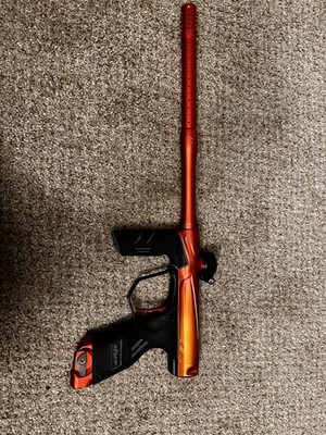 Dye DSR Paintball Marker