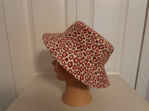Pink Leopard Reversible Bucket Hat - Md 