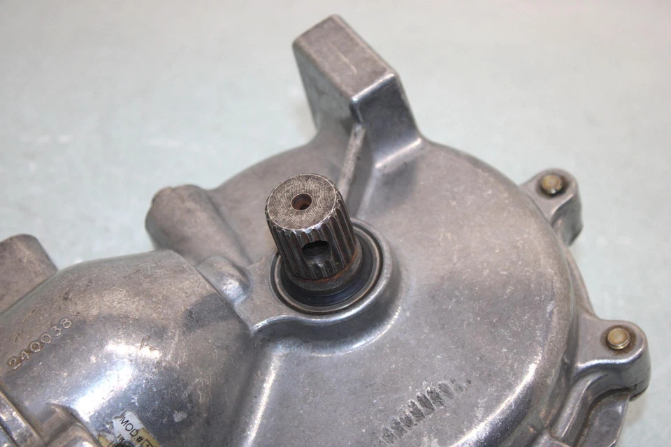 00 Polaris Xpedition 425 Oem Front Gearcase Assembly 1341253 AP19 - Image 2 of 4