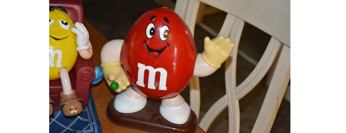 M & M RED & YELLOW SPECIAL DEAL PACKAGE SOME RARE ITEMS INCLUDED