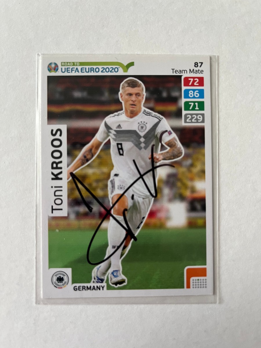 Hand signed football trading card of TONI KROOS, REAL MADRID