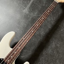 Sterling by Music Man RAY4 Olympic White Gloss E-Bass Aktiv Tonabnehmer Gebra...