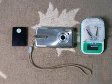 Canon PowerShot IXUS I/ SD10 4MP Digital Camera - Silver Fully Working Great