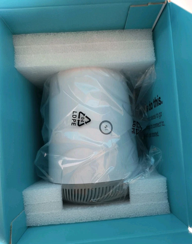 Century Link C4000XG GreenWave Gigabit FIBER Wi-Fi Modem Router Combo - Image 2 of 3