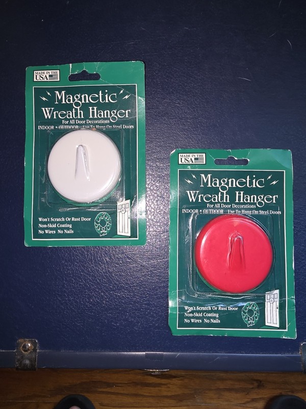 Magnetic Wreath Hanger Holiday Decorations For Steel Doors Lot Of 2 Red & White