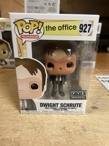 Funko Pop! Dwight Schrute (CPR Dummy Mask, The Office) 927 - Special Edition FYE