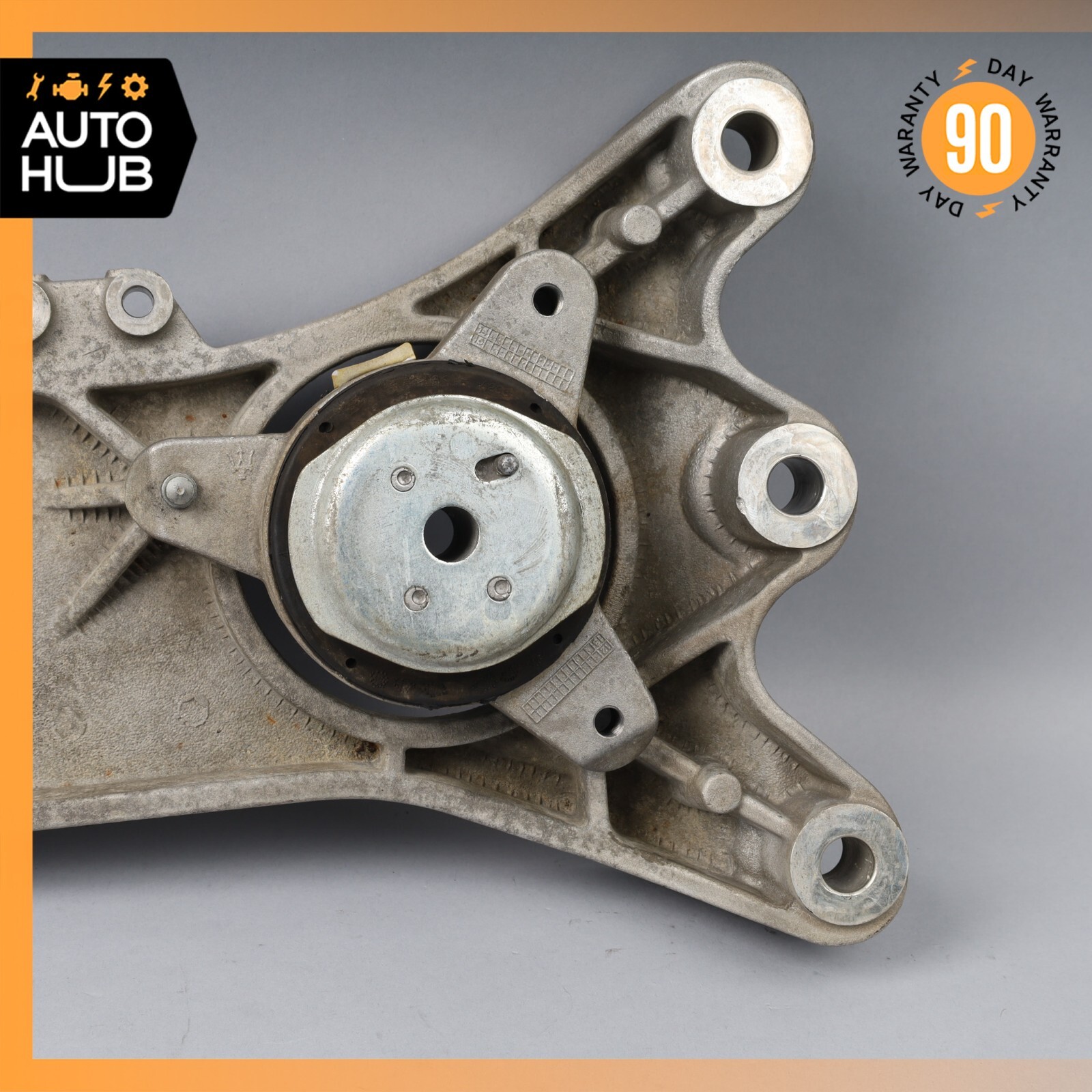 14-20 Maserati Ghibli Quattroporte SQ4 AWD Gearbox Transmission Mount Bracket