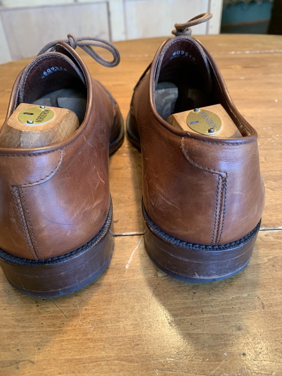 E. T. Wright Brown Apron Toe Derby display picture 2