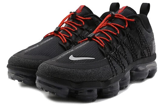 NEW MEN'S NIKE AIR VAPORMAX UTILITY BLACK AQ8810 001 SIZE 10 NEW MEN'S NIKE AIR VAPORMAX UTILITY BLACK AQ8810 001 SIZE 10