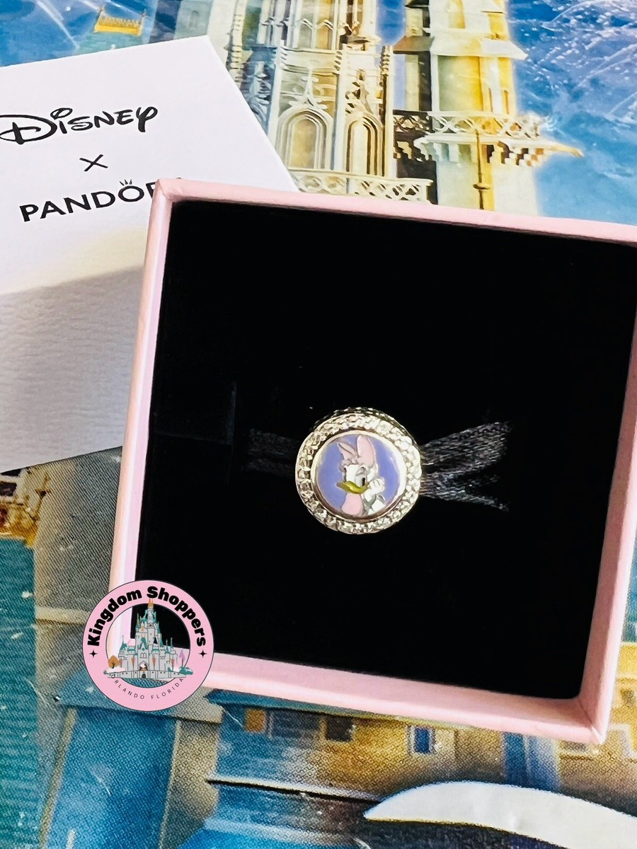 2024 Disney Parks Pandora Charm Daisy Duck Autograph NEW