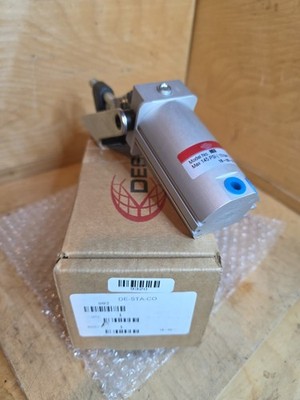 DESTACO 803 DE-STA-CO Pneumatic, toggle clamp