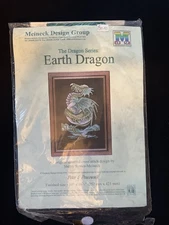 Meineck Design EARTH DRAGON Cross Stitch Chart Pack Pattern Pracownik 10”x16.5”
