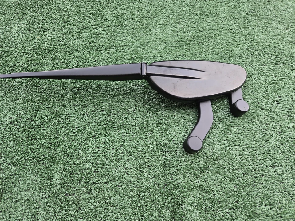 2004 - 2011 Mitsubishi Endeavor OEM Right Passenger Windshield Wiper Arm 04-11 - Image 3 of 4