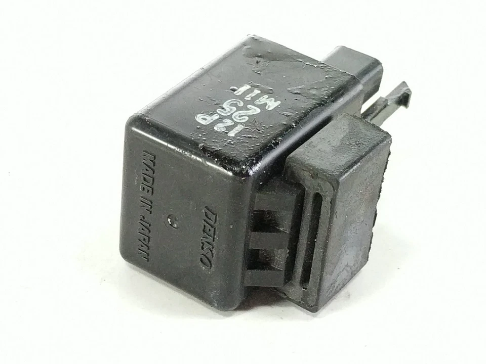 Relé 13-16 TRIUMPH STREET TRIPLE 675 066500-4030 Foto 3 de 4