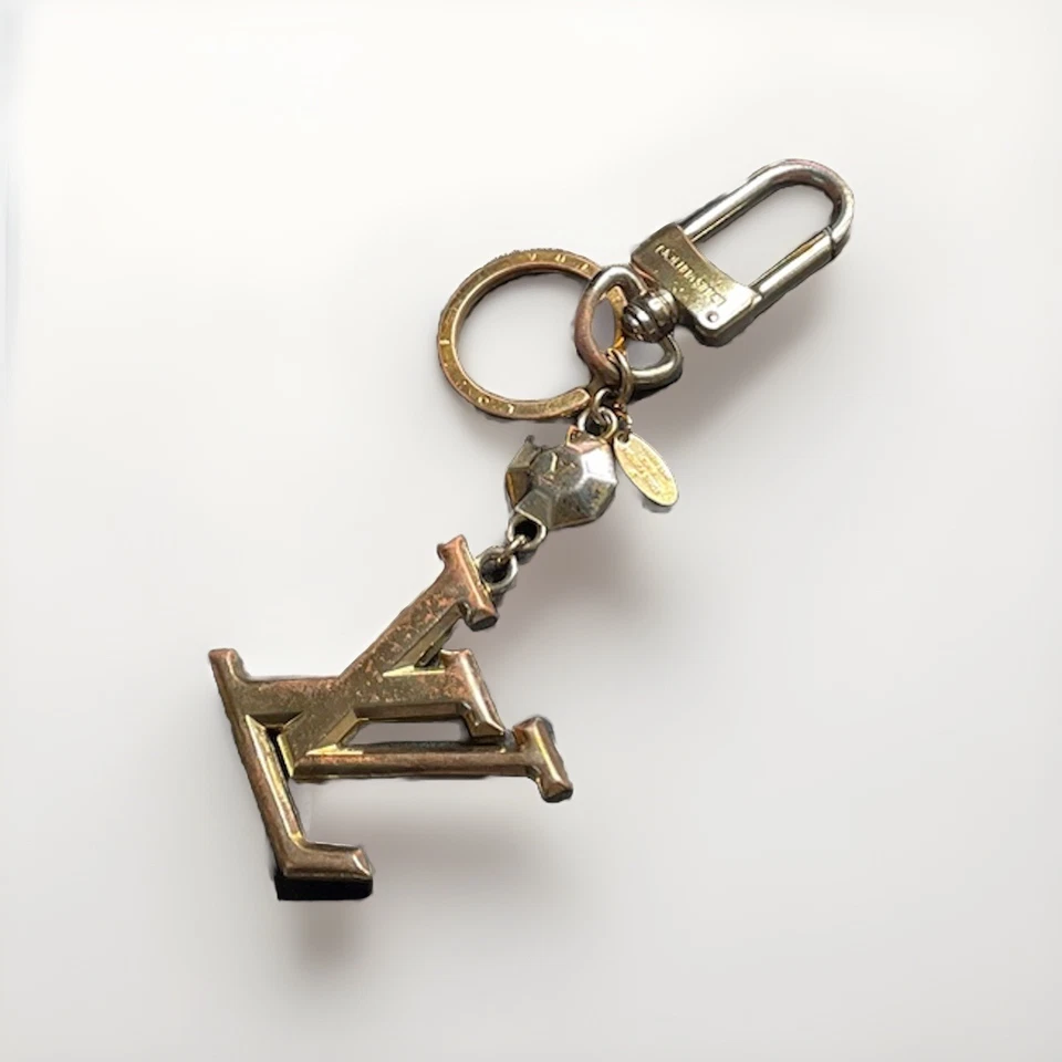 Louis Vuitton Facettes LV Bag Charm and Key Holder Ring Clip Keychain Gold Tone - Image 2 of 4