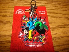 Walt DISNEY World 2012 MICKEY Mouse & Friends Pin Trading LANYARD METAL *NEW*