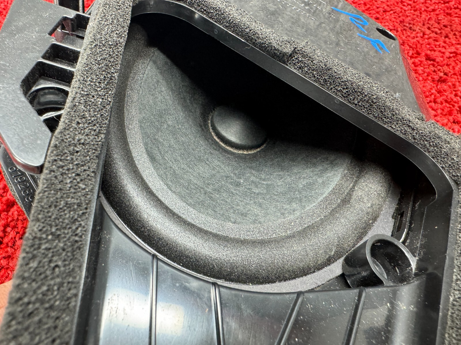 2014-2021 BMW I3 I3s Woofer Subwoofer Right 65139285272 OEM A1 for  