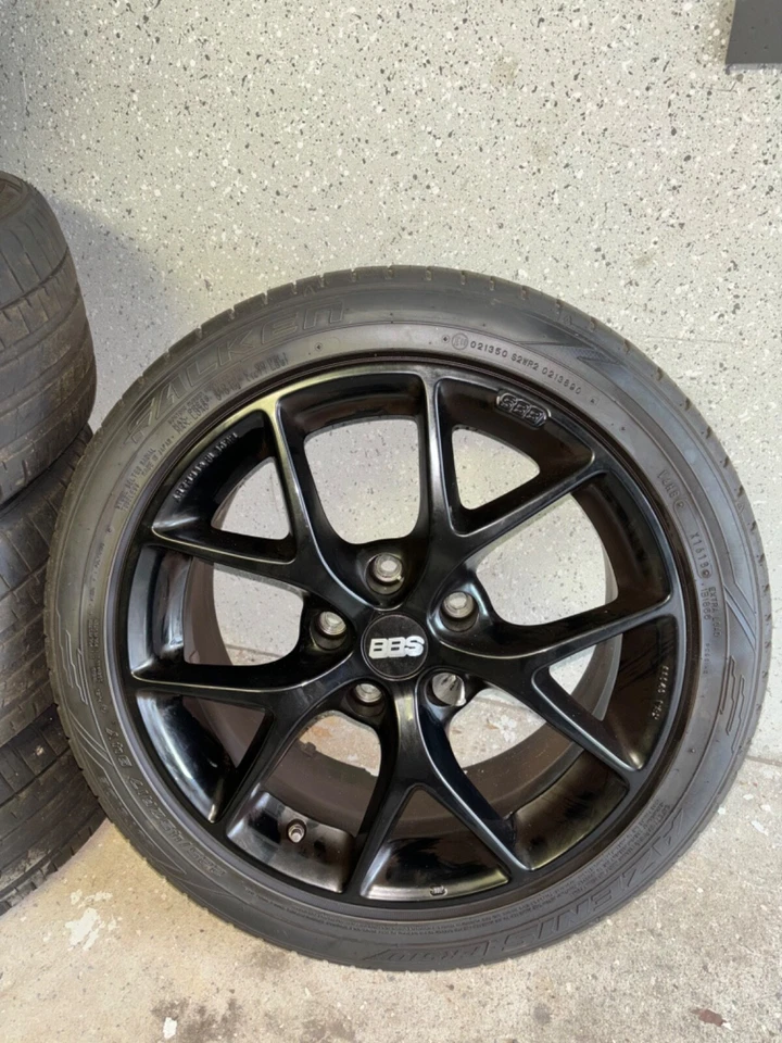 sommerreifen mit schwarzen BBS Felgen 17 Zoll / Zustand einwandfrei wie neu ! - Bild 3 von 3
