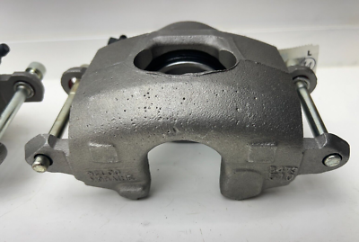 Delco Moraine Original 1969 Firebird Camaro Brake Calipers 5473510 シャネルサテンボウバレッタ