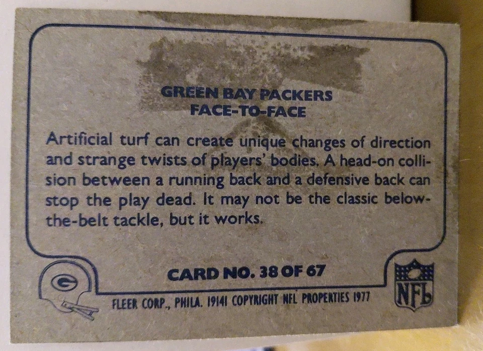 1977 Fleer Teams in Action - Walter Payton #38 Face-To-Face - Image 2 of 2