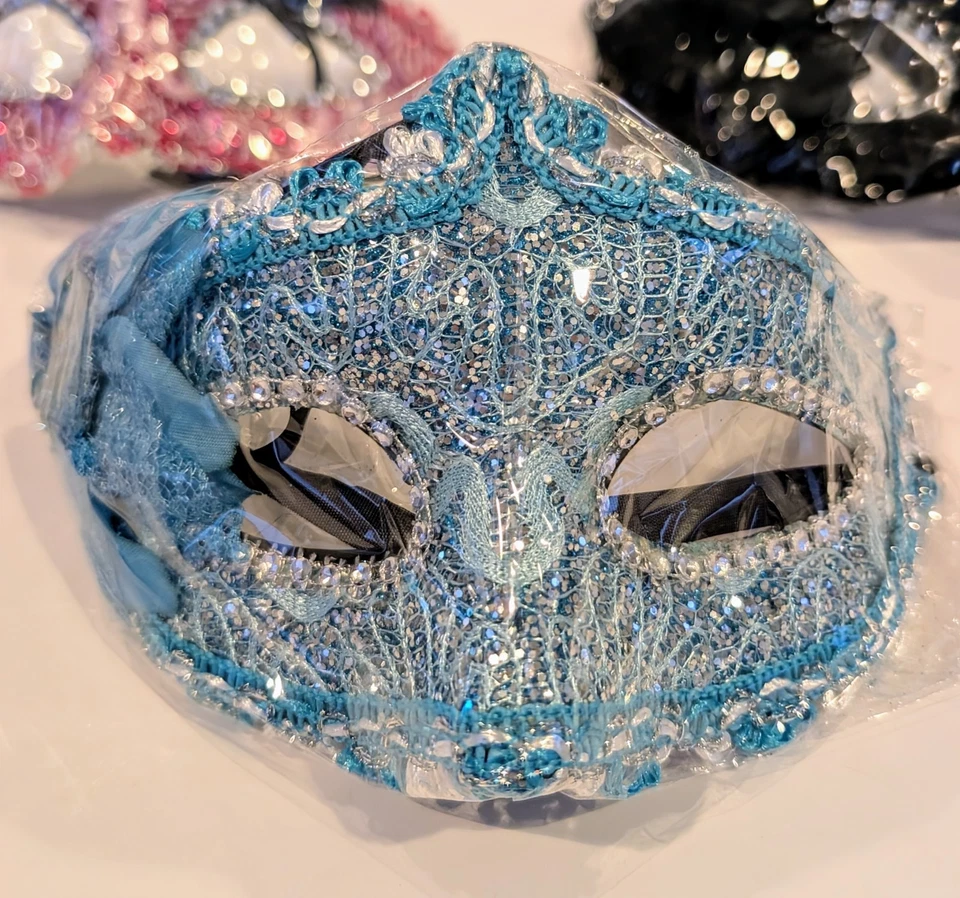 Set/8 Masquerade Masks w/Feathers Party Prom Mardi Gras Halloween Rhinestones - Image 2 of 4