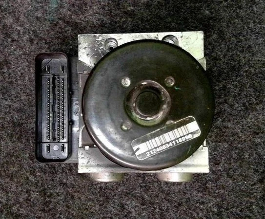 2008-2010 VOLKSWAGEN JETTA AUDI A3 Anti Lock Brake ABS Pump Module Assembly OEM - Image 4 of 4