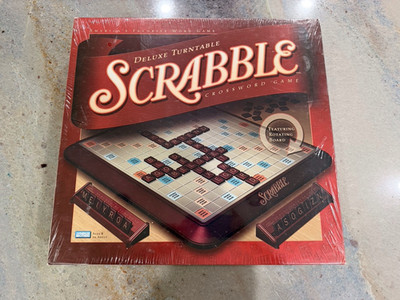 NEW/SEALED  Scrabble Deluxe Turntable Crossword Game Parker Bros 2001 Game 04034