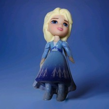 Disney MINI PRINCESS Queen Elsa 3.25&rdquo; Figure Doll Poseable Ages 3+