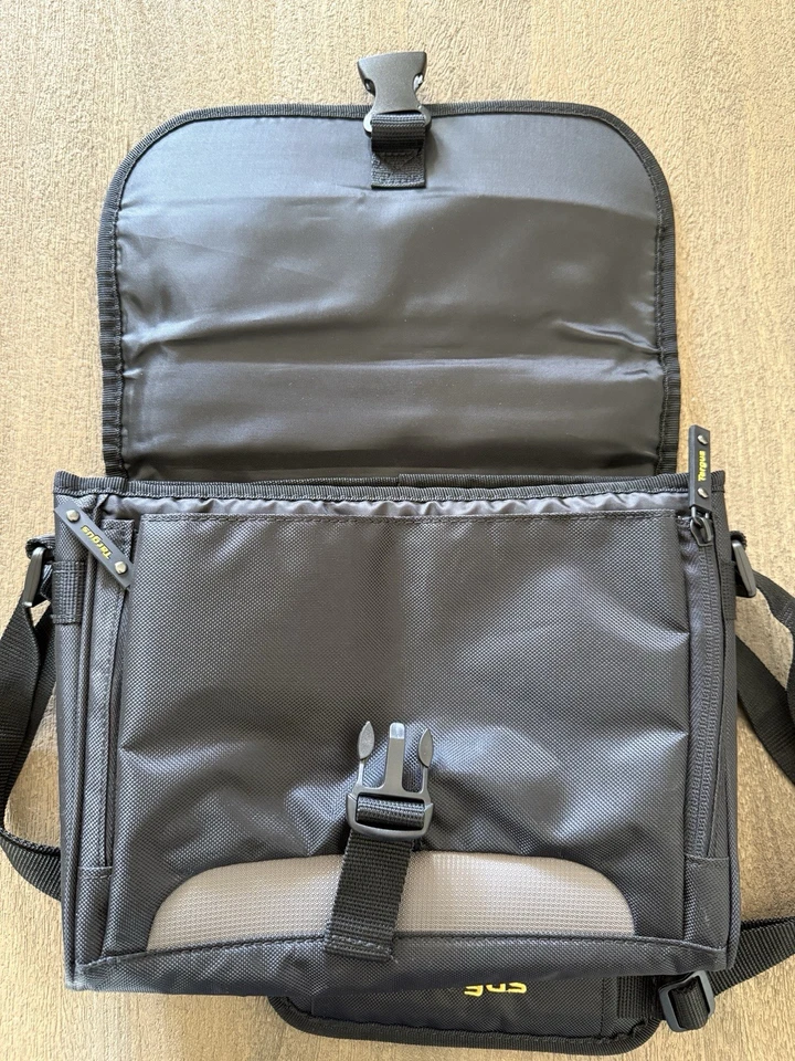 Targus Messenger Bandolera Pequeña Laptop Tablet iPad Estuche Bolso Negro Gris Foto 4 de 4