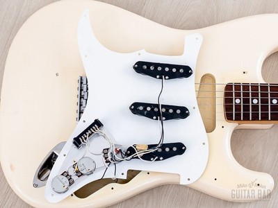 1990 Fender Stratocaster '72 Vintage Reissue ST72-500 w/ Case