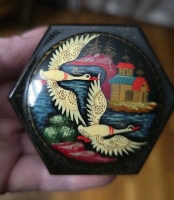 VTG Small Asian Hexagon Wood Veneer Egret Trinket Jewelry Keepsake Box Nice!