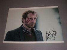 Fabian Busch Sex & Crime signed signiert Autogramm auf 20x28 Foto in person