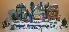 Fiberoptic Ceramic Christmas Village Town With Figurines Pebble Road Horses 
