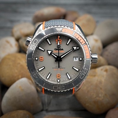 Omega Seamaster Planet Ocean 215.92.44.21.99.001 600M FULL SET