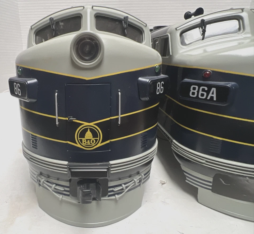 MTH RAILKING G-GAUGE #86/86A B&O F-3 AA-UNIT DIESEL SHELL/FRAME 70-2014-1 - Image 3 of 4