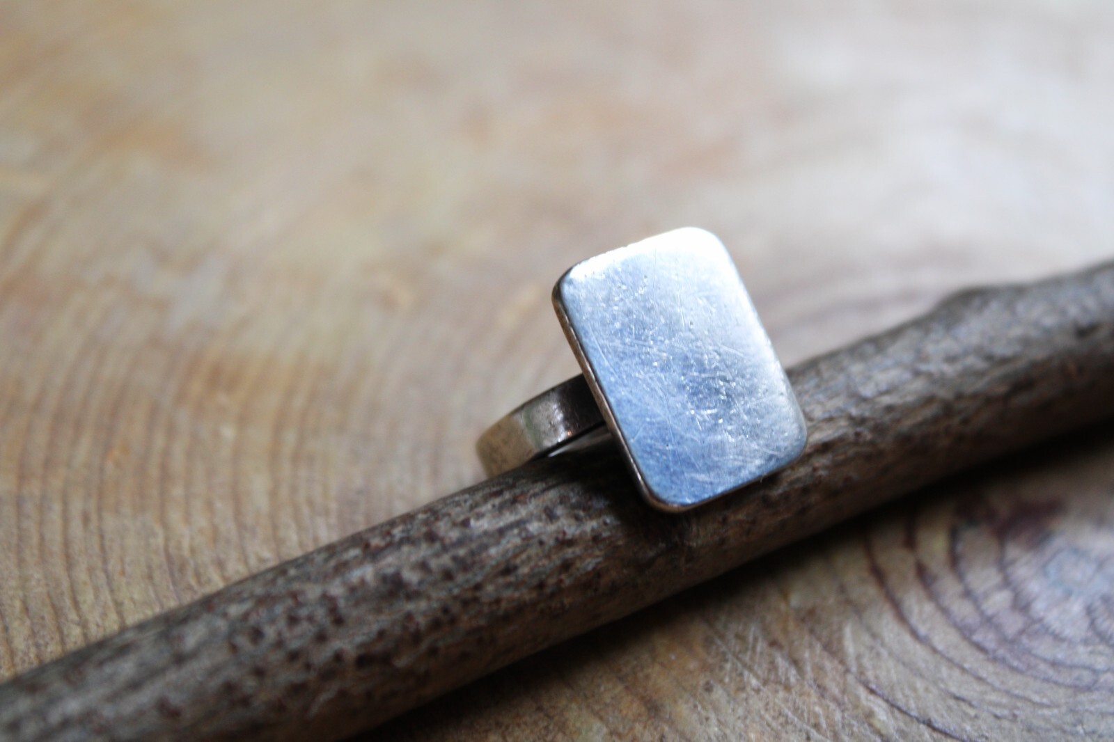 Sterling Silver Rectangle Design Ring size 5 1/2 - image 3